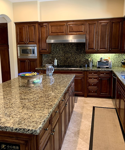 2a4e222f-e221-44e5-bad0-ec8614ec3bb0 1